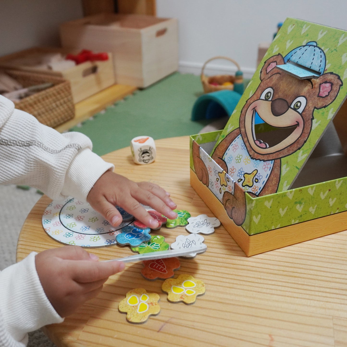 ボードゲーム・モグモグくまさん