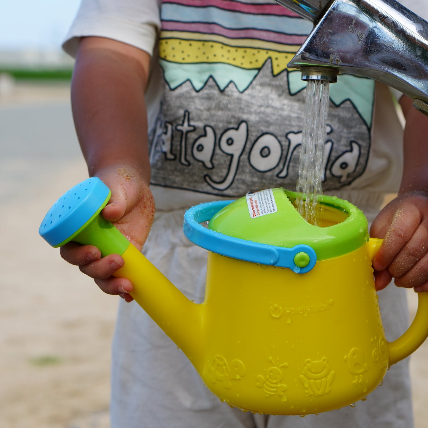 フックス・じょうろ・パステル