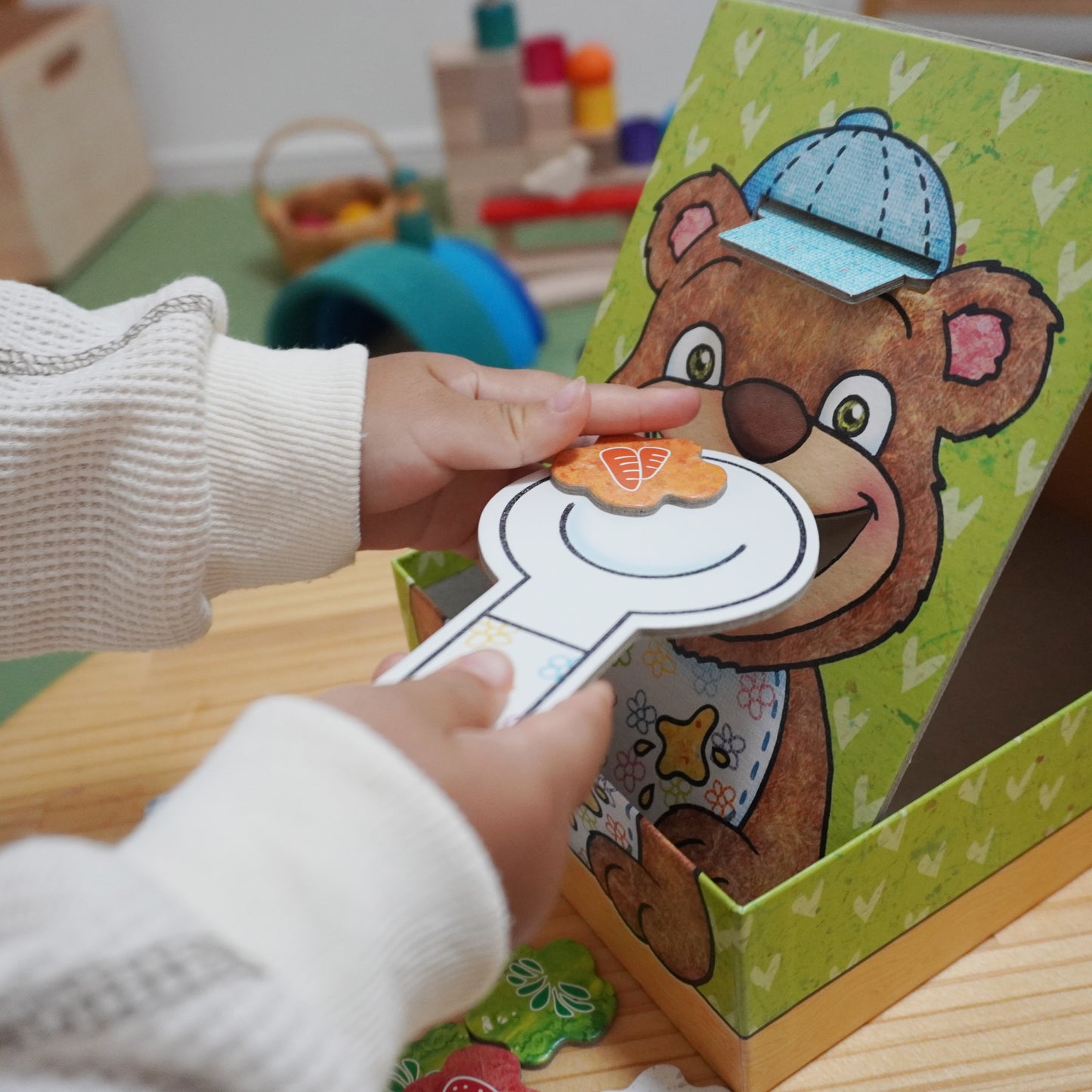 ボードゲーム・モグモグくまさん